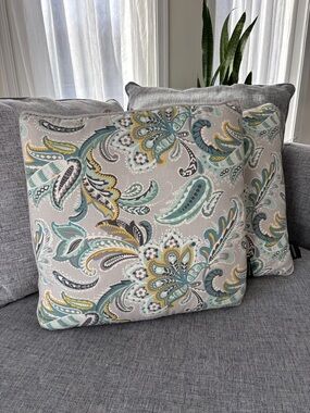 Envogue Decorative Paisley Throw Pillow Set - Gray with Teal & Yellow